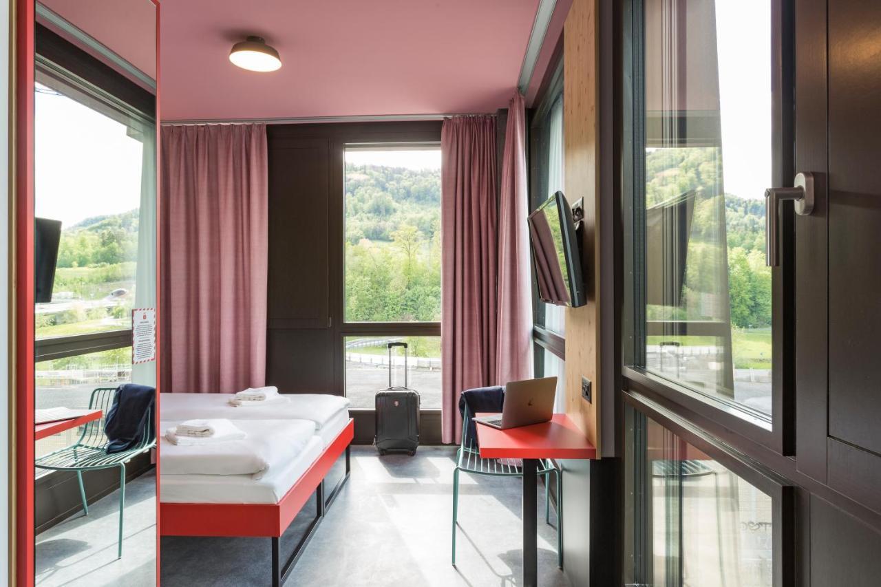 Hotel Meininger Greencity Zurique